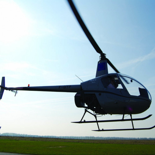 Helicopter R22